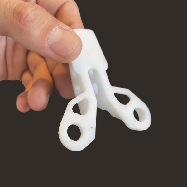 FGF Fused Granulate Fabrication FGM Fused Granulate Modeling hips ski attachment Pollen AM mim metal cim ceramic technical 3D printing 3D printer industrial pellets granules extrusion small series medium series stainless steel thermoplastic granules open to materials multi-material
