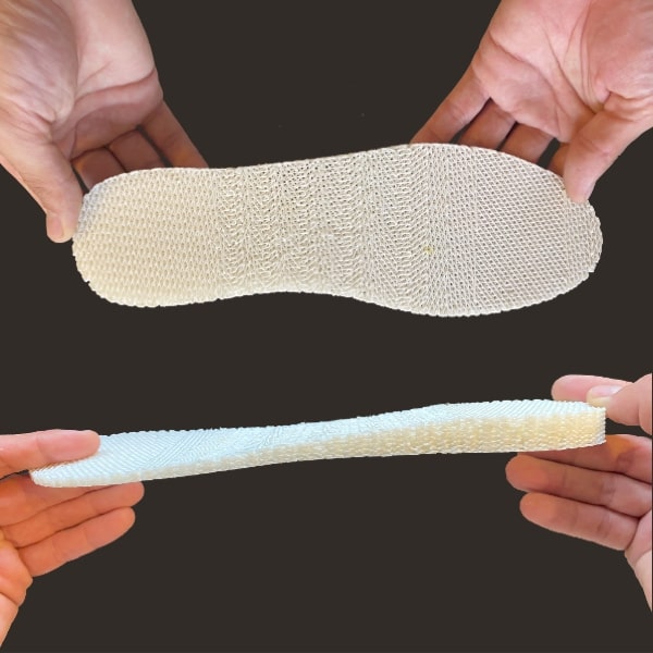 honeycomb insole Pollen AM  mim metal cim ceramic technical 3D printing 3D printer industrial pellets granules extrusion small series medium series stainless steel thermoplastic granules open to materials multi-material