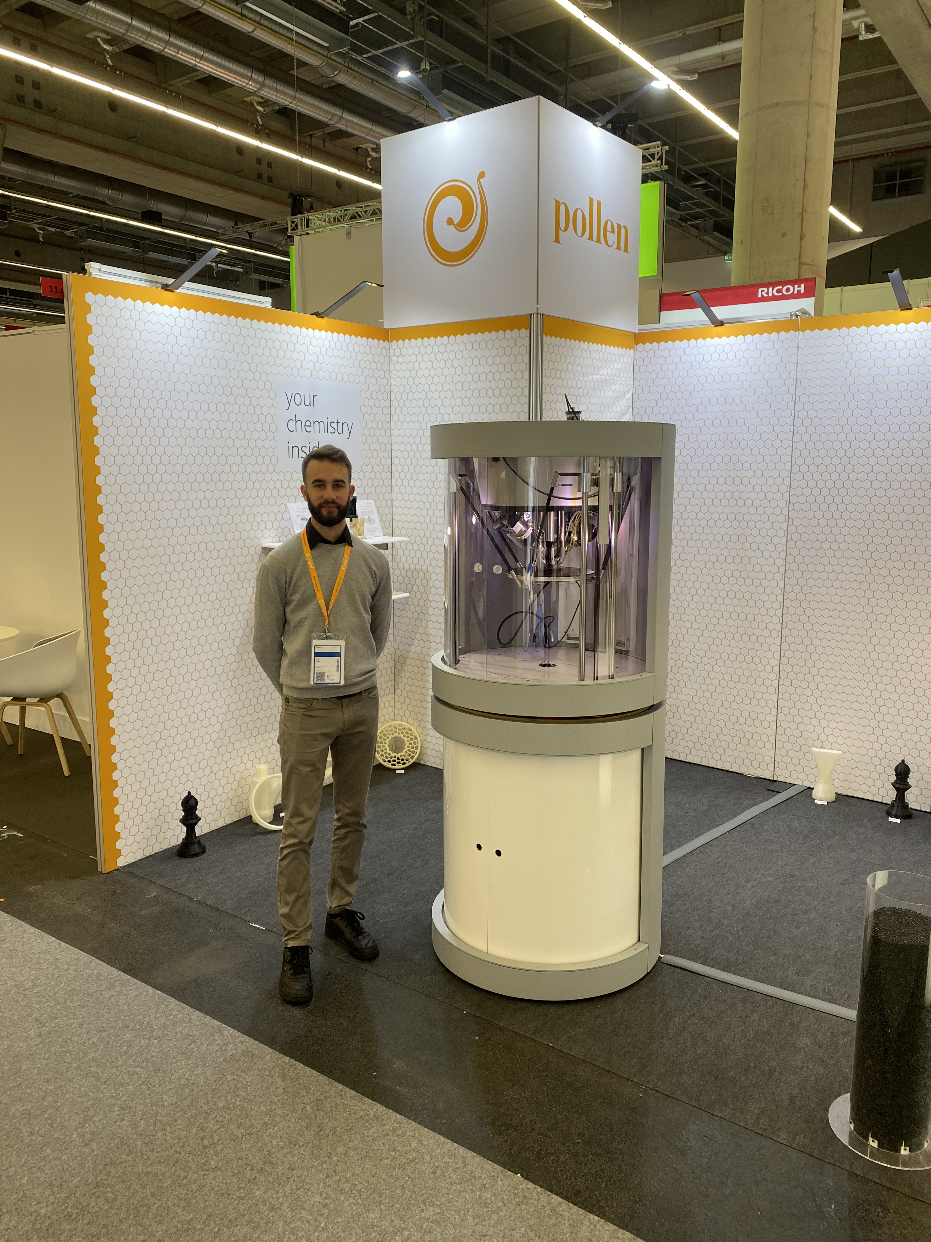 FGF Fused Granulate Modeling FGM Fused Granulate Modeling 3D print Lyon 2022 Pollen AM mim metal cim ceramic technical 3D printing 3D printer industrial pellets granules extrusion small series medium series stainless steel thermoplastic granules open to materials multi-material
