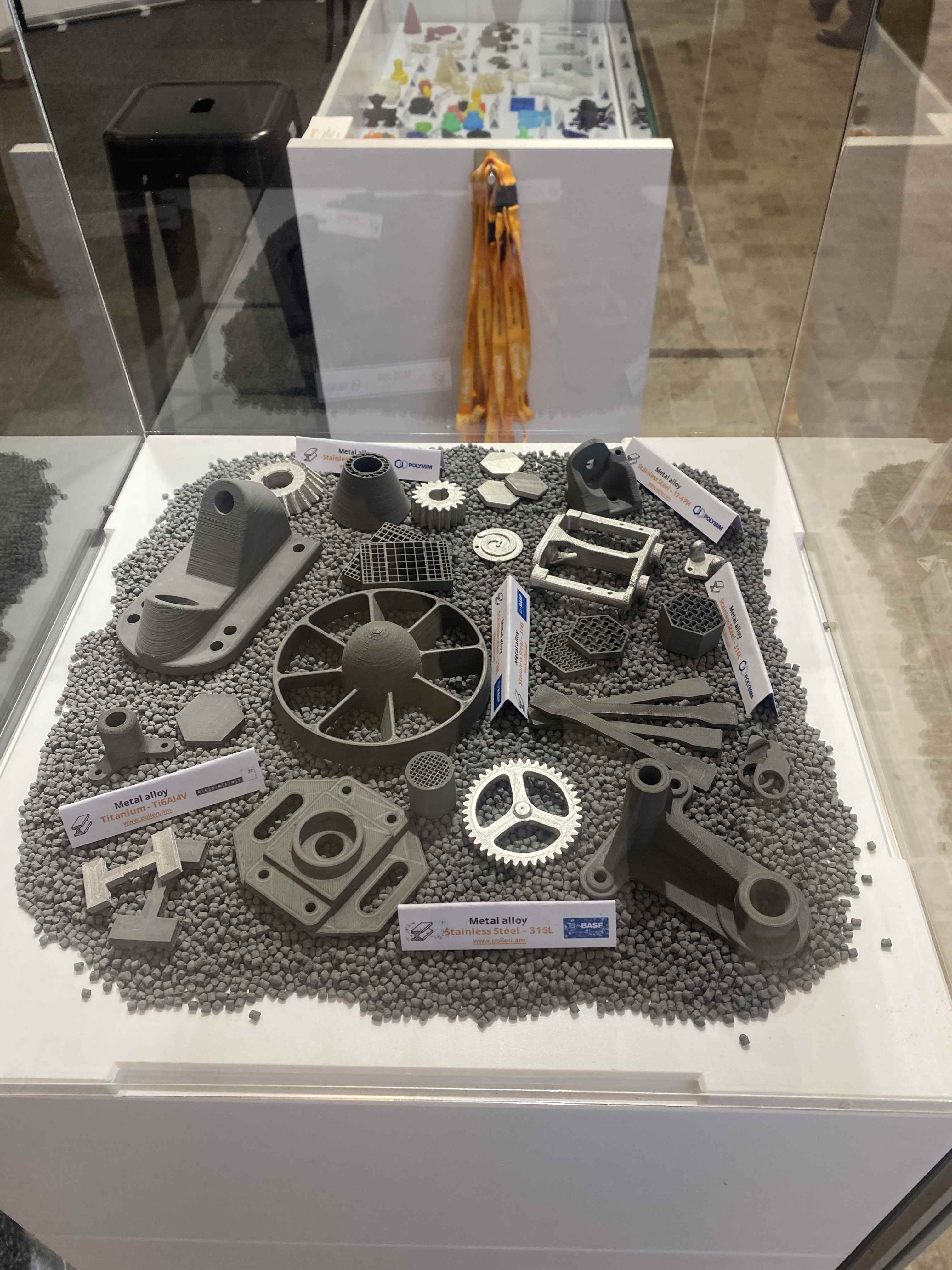 FGF Fused Granulate Modeling FGM Fused Granulate Modeling World PM 2022 Pollen AM mim metal cim ceramic technical 3D printing 3D printer industrial pellets granules extrusion small series medium series stainless steel thermoplastic granules open to materials multi-material