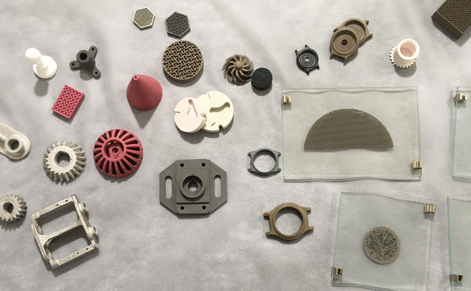FGF Fused Granulate Modeling FGM Fused Granulate Modeling 3D print Paris 2022 Pollen AM mim metal cim ceramic technical 3D printing 3D printer industrial pellets granules extrusion small series medium series stainless steel thermoplastic granules open to materials multi-material