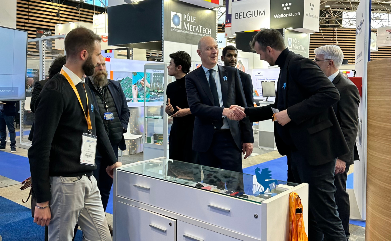 FGF Fused Granulate Modeling FGM Fused Granulate Modeling 3D print Paris 2022 Pollen AM mim metal cim ceramic technical 3D printing 3D printer industrial pellets granules extrusion small series medium series stainless steel thermoplastic granules open to materials multi-material